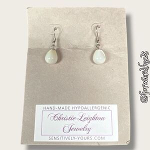 Hand-Made Mother of Pearl Teardrop Earrings